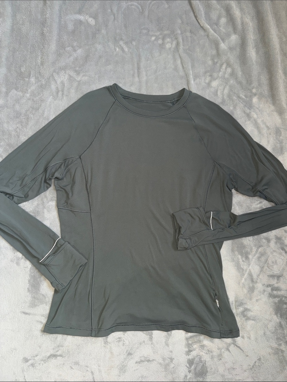 Lululemon It’s Rulu Long-Sleeved Shirt in Palm Deco, size XL